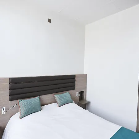 Hotel Grand De Flandre 3*