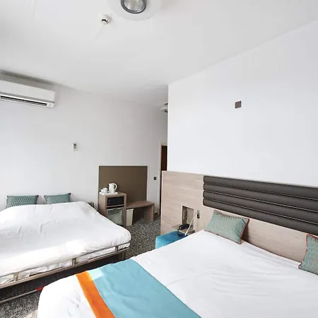 Hotel Grand De Flandre 3*