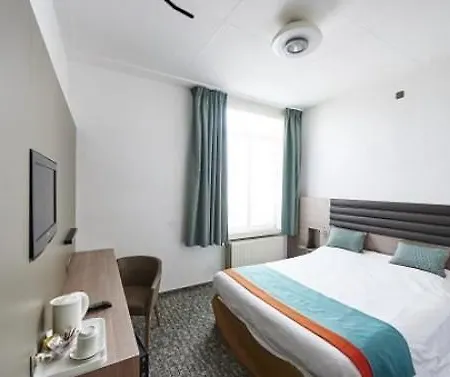 Hotel Grand De Flandre 3*