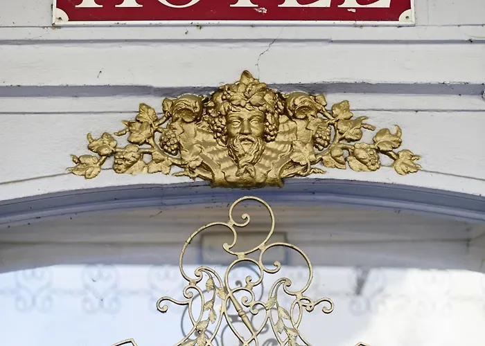 Hotel Grand De Flandre 3*